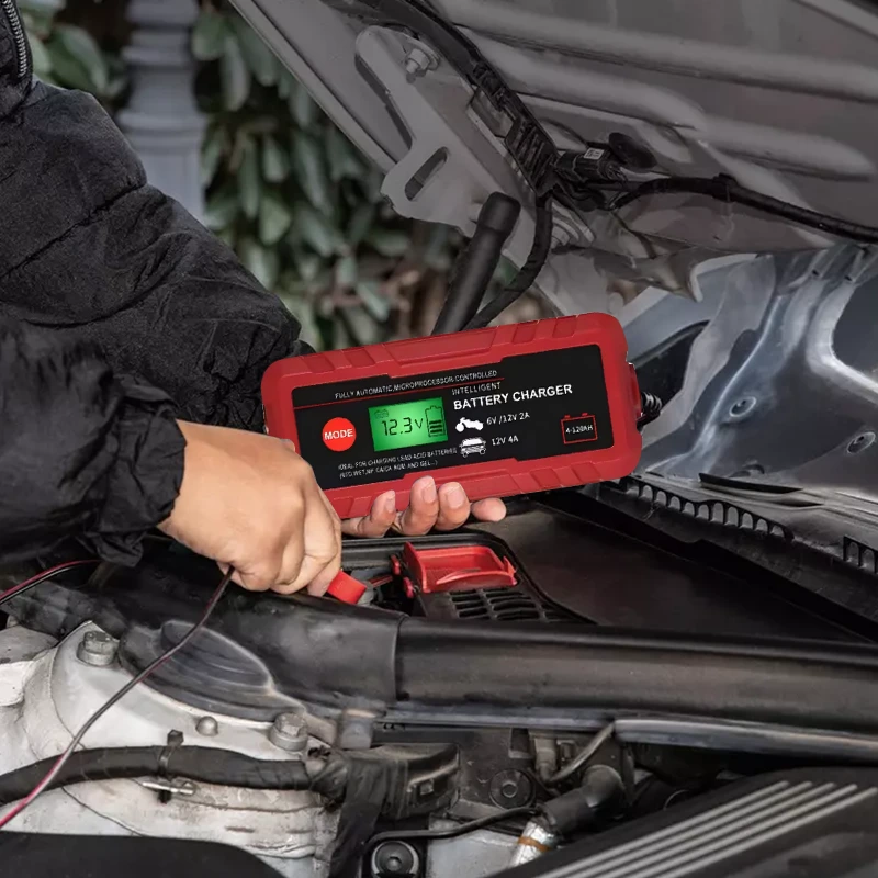 Полнач за батерии за автомобил